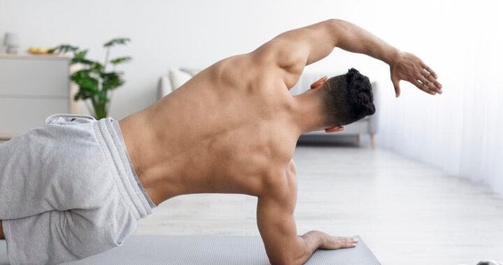 cwiczenia-wzmacniajace-kregoslup-ledzwiowy-szyjny-i-piersiowy---bezpieczny-trening-w-domu