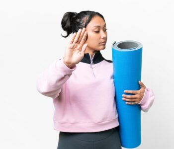 czego-nie-wolno-robic-po-wstrzyknieciu-kwasu-hialuronowego-w-kolano